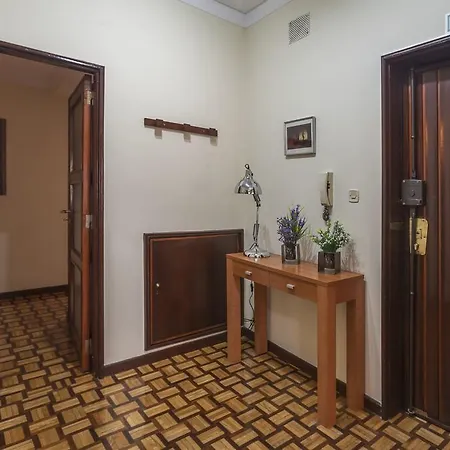 Miguel Bombarda Deluxe 4|6 * Porto